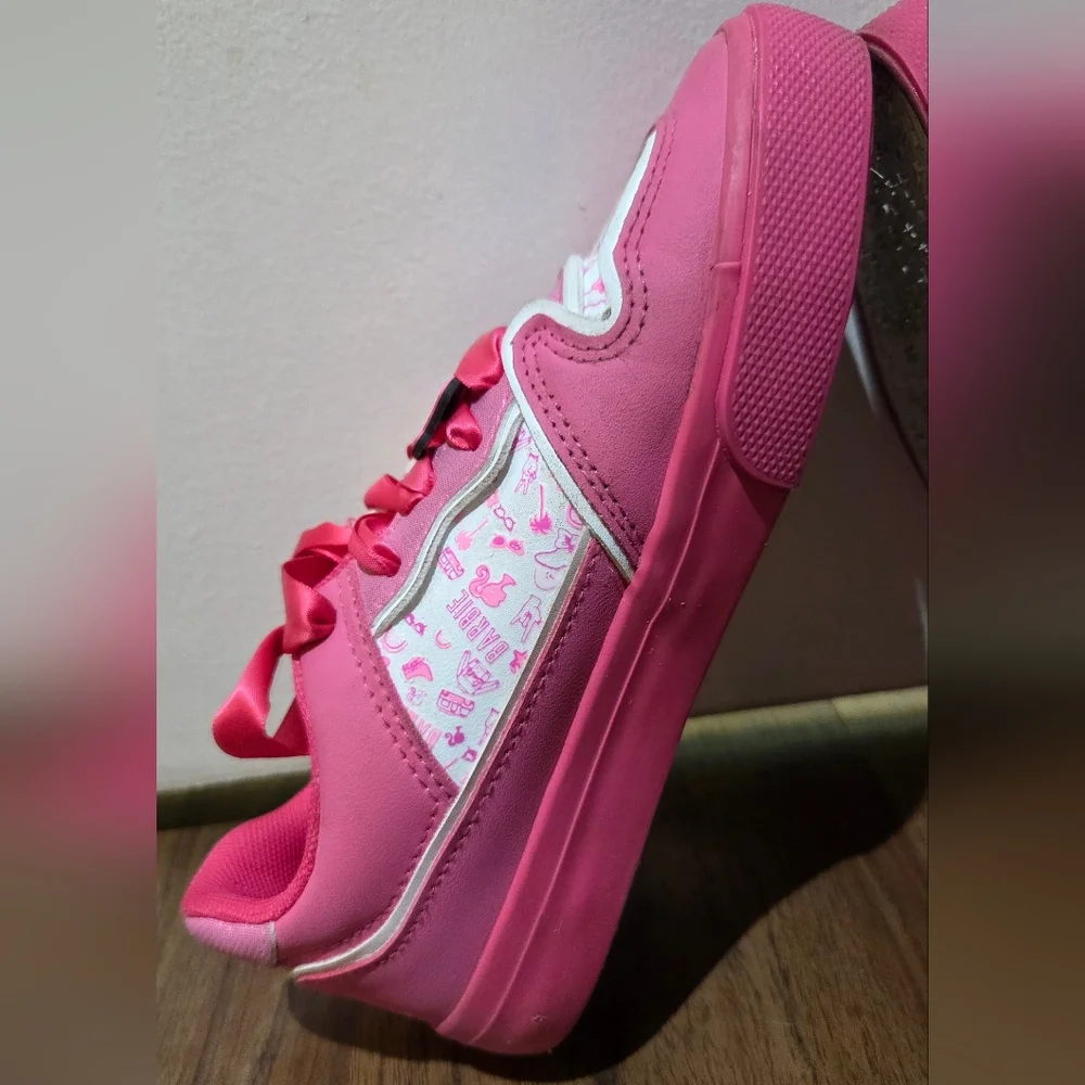 Girl's Ground Up Barbie Sneakers, Size 1 Y - Picture 6 of 11